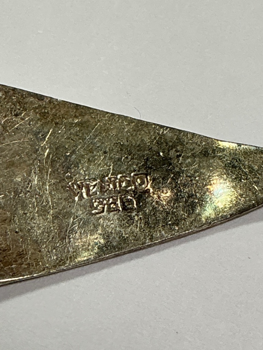 Sterling Silver Mexico Geometric Triangle Design Crushed Turquoise Inlay. 1.5” - Picture 6 of 8